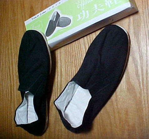 Leather the uppers Dichotomanthes soles soft cowhide leather tai chi shoes martial arts shoes, practice shoes Taiji pattern